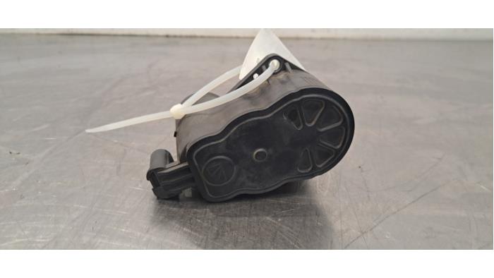 Handrem motor Peugeot 308