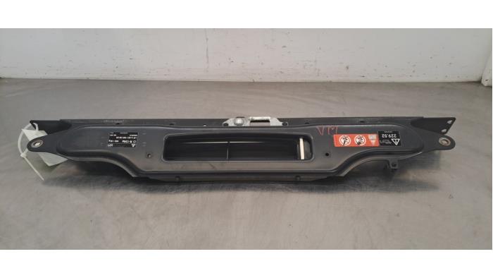 Barre radiateur Mercedes G-Klasse