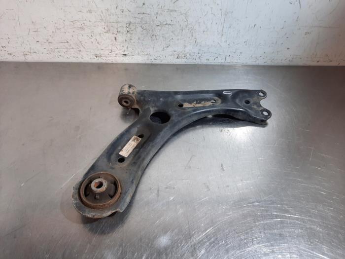Bras de suspension avant droit Kia Cee&#039;D
