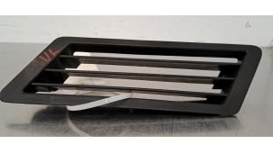 Gebruikte Luchtgeleider Mercedes G (463) G 350 d V6 24V Prijs € 84,70 Inclusief btw aangeboden door Autohandel Didier