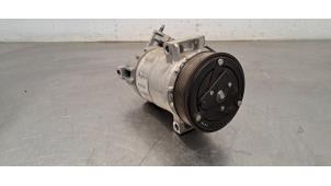 Gebruikte Aircopomp Volvo XC60 II (UZ) 2.0 D4 16V Prijs € 229,90 Inclusief btw aangeboden door Autohandel Didier