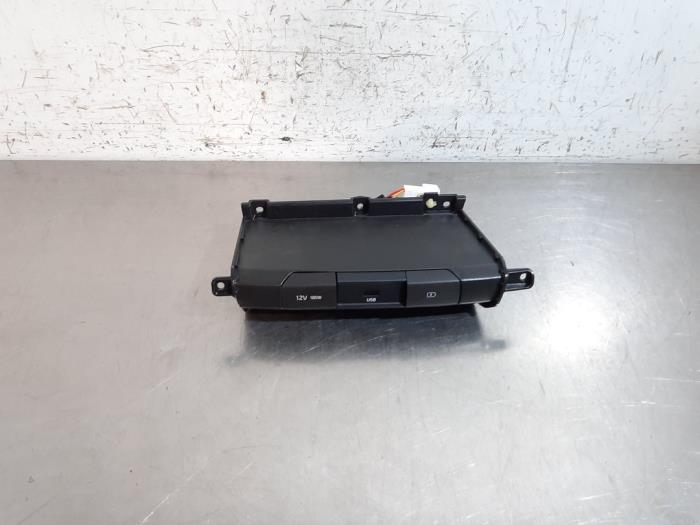 USB stekker Kia Cee&#039;D