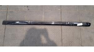 Gebruikte Dakrail rechts Citroen C3 Van (CJ) 1.2 PureTech 100 Prijs € 133,10 Inclusief btw aangeboden door Autohandel Didier