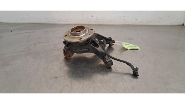 Fusee links-voor Citroen C4