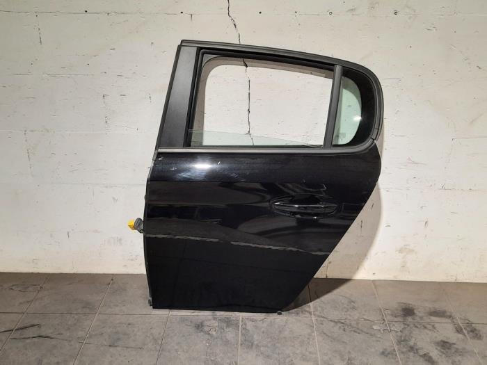 Tür 4-türig links hinten Peugeot 208