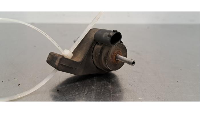 Benzinepomp Mercedes G-Klasse Benzinepomp Mercedes G-Klasse
