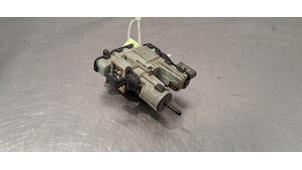 Gebruikte Adblue pomp Mercedes G (463) G 350 d V6 24V Prijs € 399,30 Inclusief btw aangeboden door Autohandel Didier