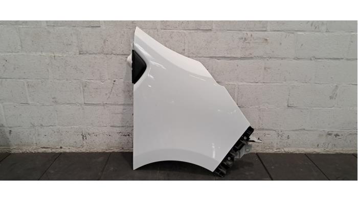 Scherm rechts-voor Nissan Primastar Scherm rechts-voor Nissan Primastar