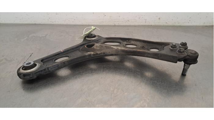 Draagarm links-voor Nissan Primastar