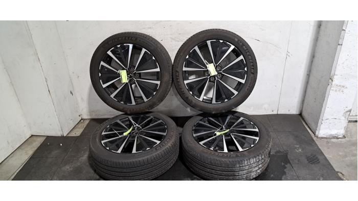 Kit jantes + pneumatiques DS Automobiles DS4