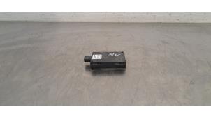 Gebruikte Dode hoek sensor Volvo XC60 II (UZ) 2.0 T5 16V Prijs € 296,45 Inclusief btw aangeboden door Autohandel Didier