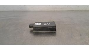 Gebruikte Dode hoek sensor Volvo XC60 II (UZ) 2.0 T5 16V Prijs € 199,65 Inclusief btw aangeboden door Autohandel Didier