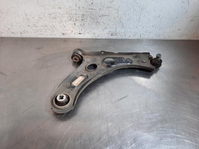 Draagarm rechts-voor Peugeot 208