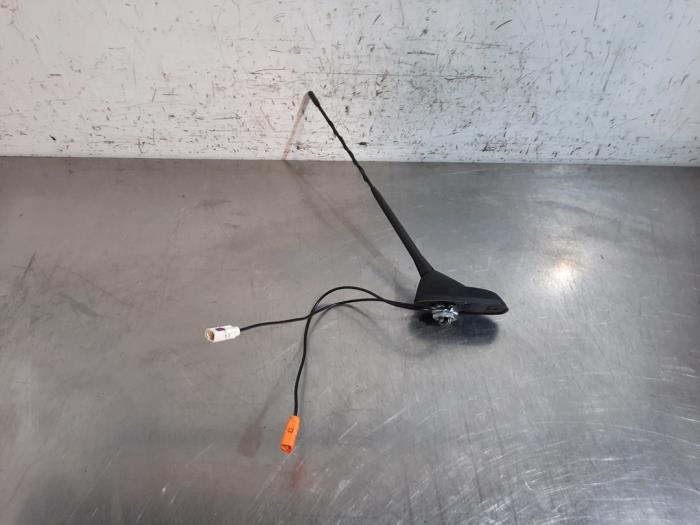 Antenne Peugeot 208