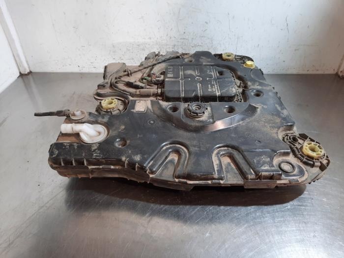 Adblue-tank Peugeot 208