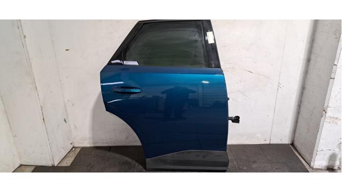 Drzwi prawe tylne wersja 4-drzwiowa Peugeot 3008