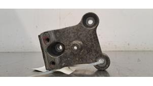 Gebruikte Versnellingsbak Steun Citroen C3 (SX/SW) 1.5 Blue HDi 100 16V Prijs € 36,30 Inclusief btw aangeboden door Autohandel Didier