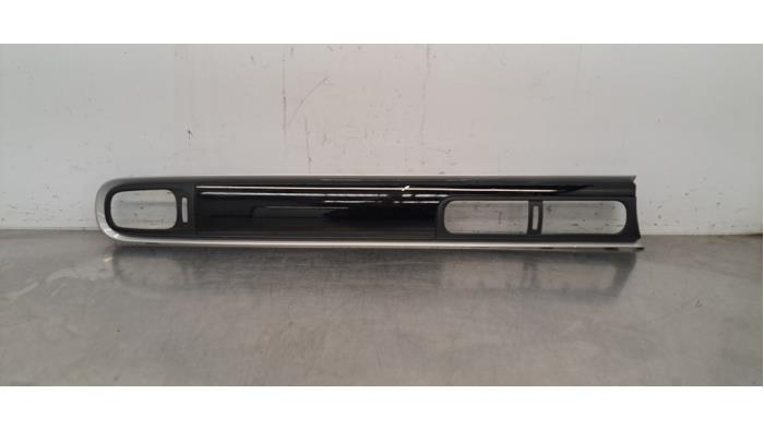 Dashboard sierlijst Citroen C3