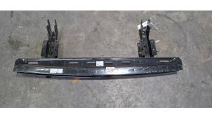 Gebruikte Treeplank achter Ford Transit 2.0 TDCi 16V Eco Blue 105 Prijs € 102,85 Inclusief btw aangeboden door Autohandel Didier