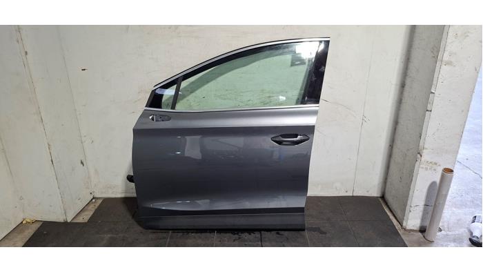 Portier 4Deurs links-voor Skoda Enyaq IV