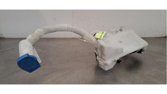 Ruitensproeiertank voor