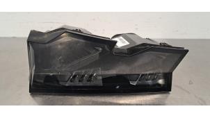 Gebruikte Achterlicht rechts Peugeot 3008 III e-3008 Prijs € 332,75 Inclusief btw aangeboden door Autohandel Didier