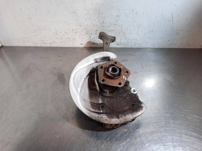 Mangueta de dirección izquierda delante Audi A4