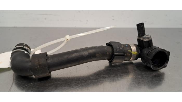 Tuyau radiateur Skoda Enyaq IV Tuyau radiateur Skoda Enyaq IV