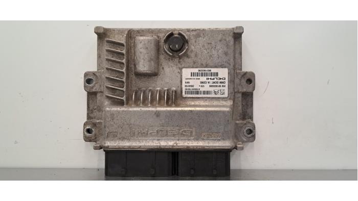 Ordinateur gestion moteur Opel Vivaro