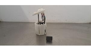 Gebruikte Brandstofpomp Elektrisch Mazda CX-30 (DM) 2.0 e-SkyActiv-G 122 16V Prijs € 102,85 Inclusief btw aangeboden door Autohandel Didier