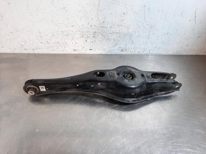 Bras de suspension arrière droit Skoda Octavia