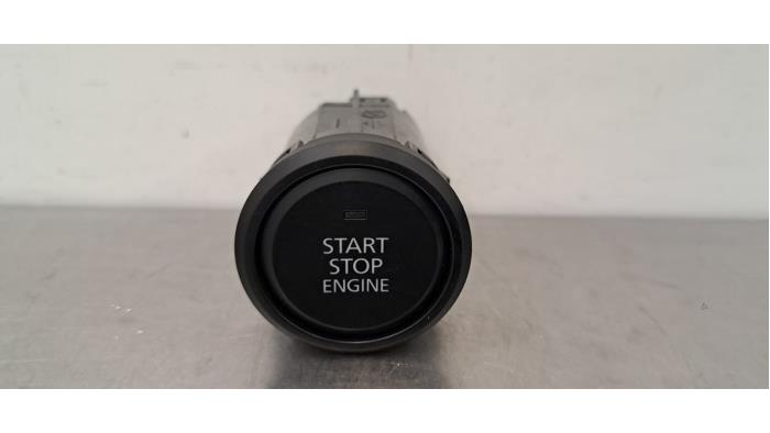 Przelacznik Start/Stop Mazda CX-30
