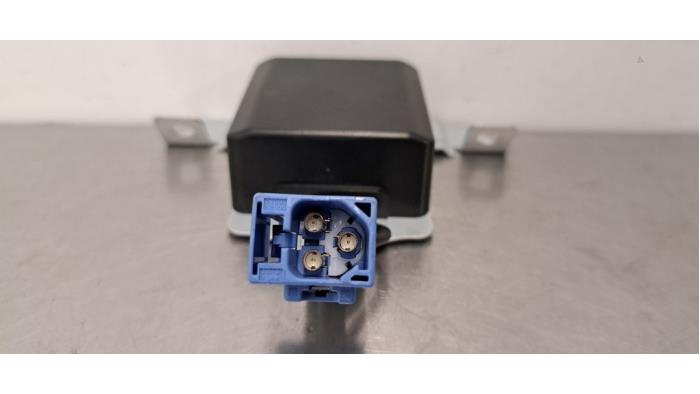 GPS antenna Mazda CX-30