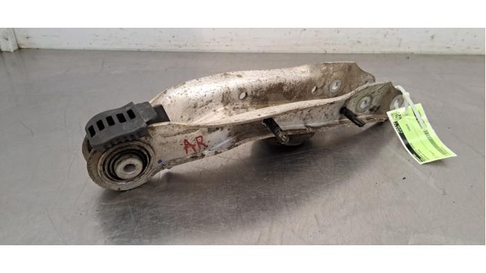 Bras de suspension arrière droit Audi A6 Bras de suspension arrière droit Audi A6