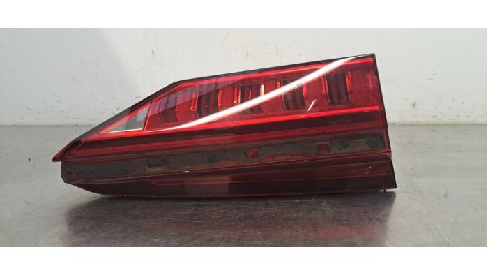Feu arrière gauche Audi A6