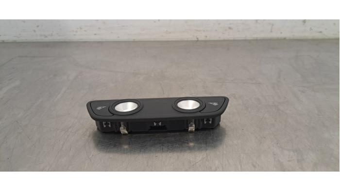 Eclairage intérieur avant Audi A6