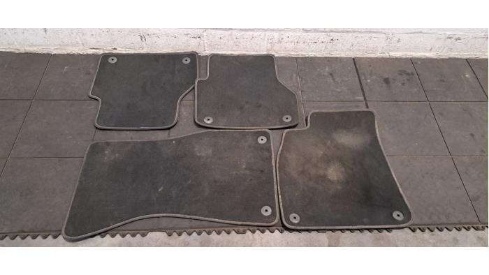 Matten Set Audi A6
