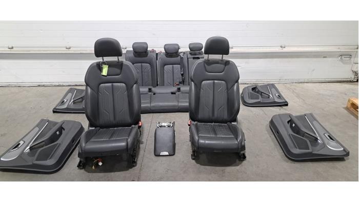 Bekleding Set (compleet) Audi A6 Bekleding Set (compleet) Audi A6