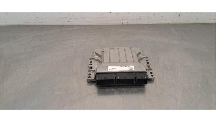 Ordinateur gestion moteur Renault Express