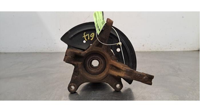 Fusee links-voor Renault Express
