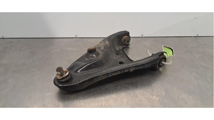 Bras de suspension avant droit Renault Express
