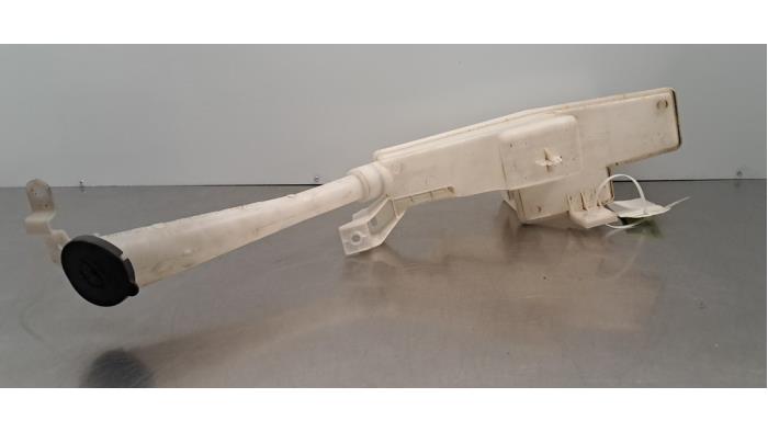 Scheibensprühertank vorne Nissan Qashqai