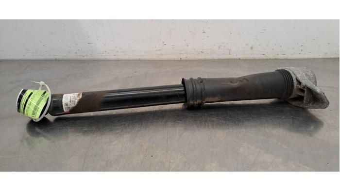 Amortisseur arrière droit Nissan Qashqai