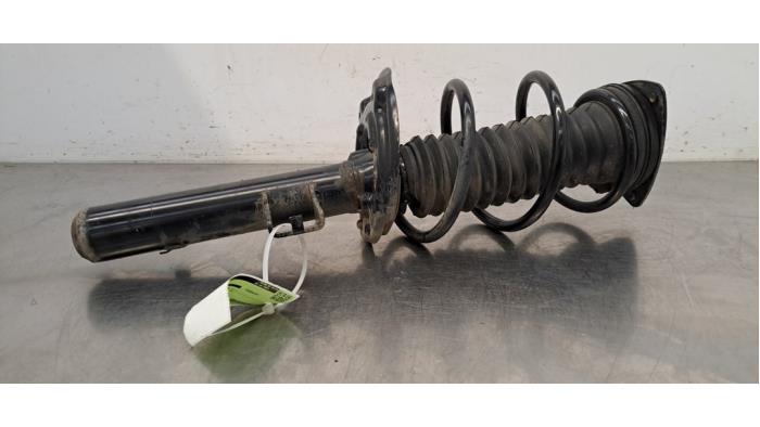 Amortisseur avant droit Nissan Qashqai