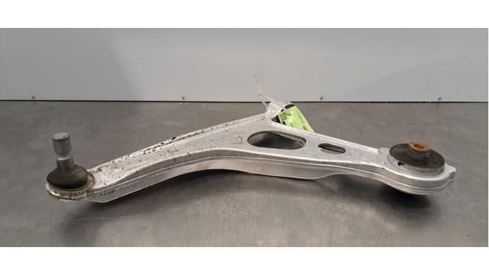 Bras de suspension avant gauche Nissan Qashqai