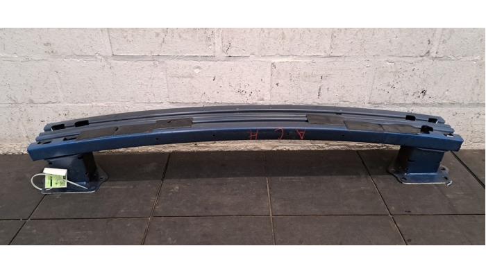 Cadre pare-chocs arrière Nissan Qashqai