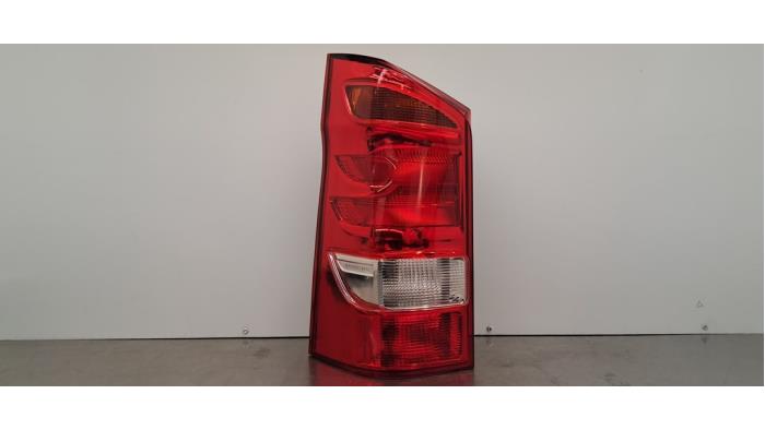 Feu arrière gauche Mercedes Vito