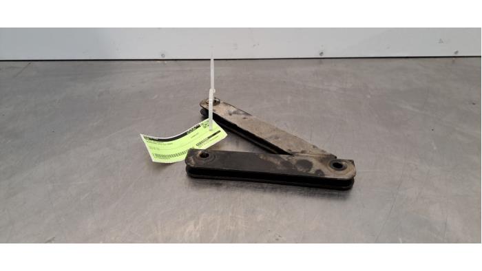 Support (divers) Mercedes Vito