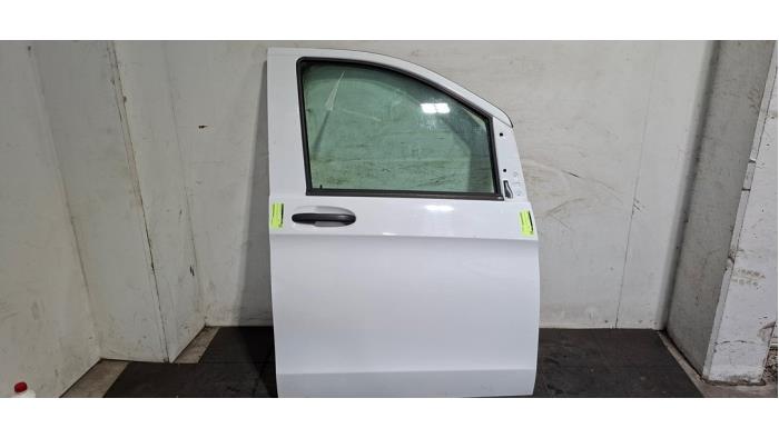 Portière 4portes avant droite Mercedes Vito