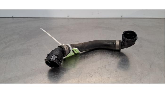 Tuyau radiateur Mercedes Vito